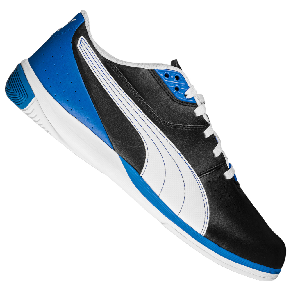 puma white sports shoes