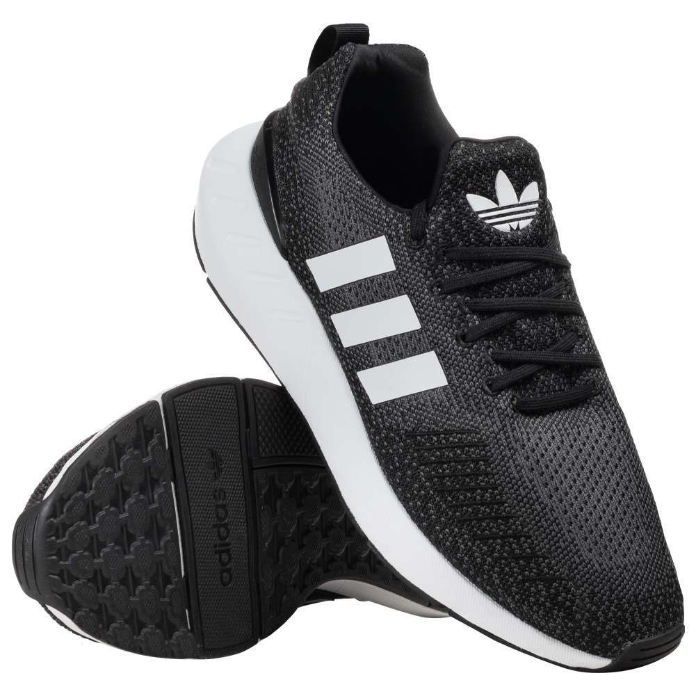 Black and white adidas swift on sale